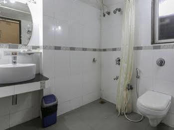 Fabhotel Sai Prasad Apartments 孟买 外观 照片